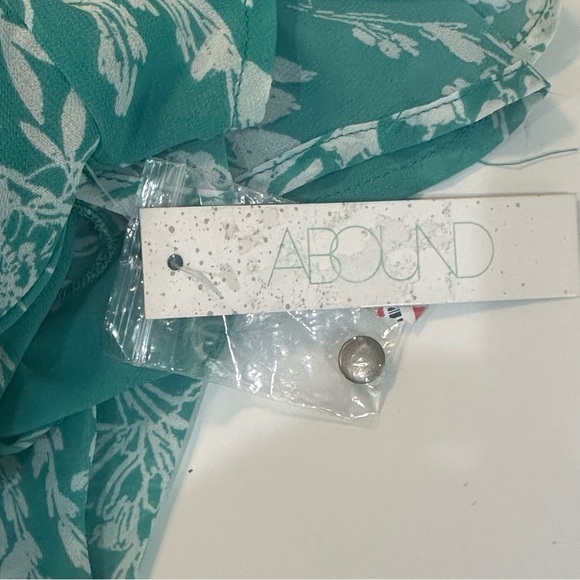 Abound Floral Ruffle Midi Dress Green White V neck Girly Flirt Spring Summer - Picture 7 of 8